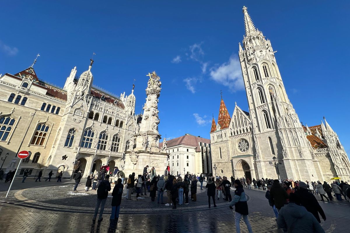 Bastión de los Pescadores y la Iglesia de Matías en Budapest