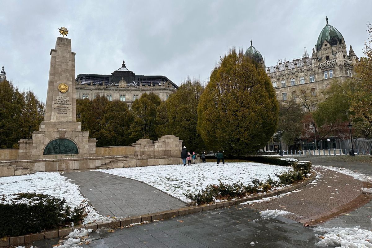 El monumento soviético de la guerra en Budapest, Hungría