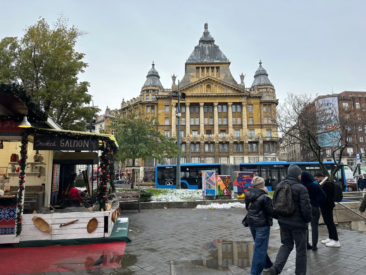 Plaza Deák Ferenc Tér, Budapest.