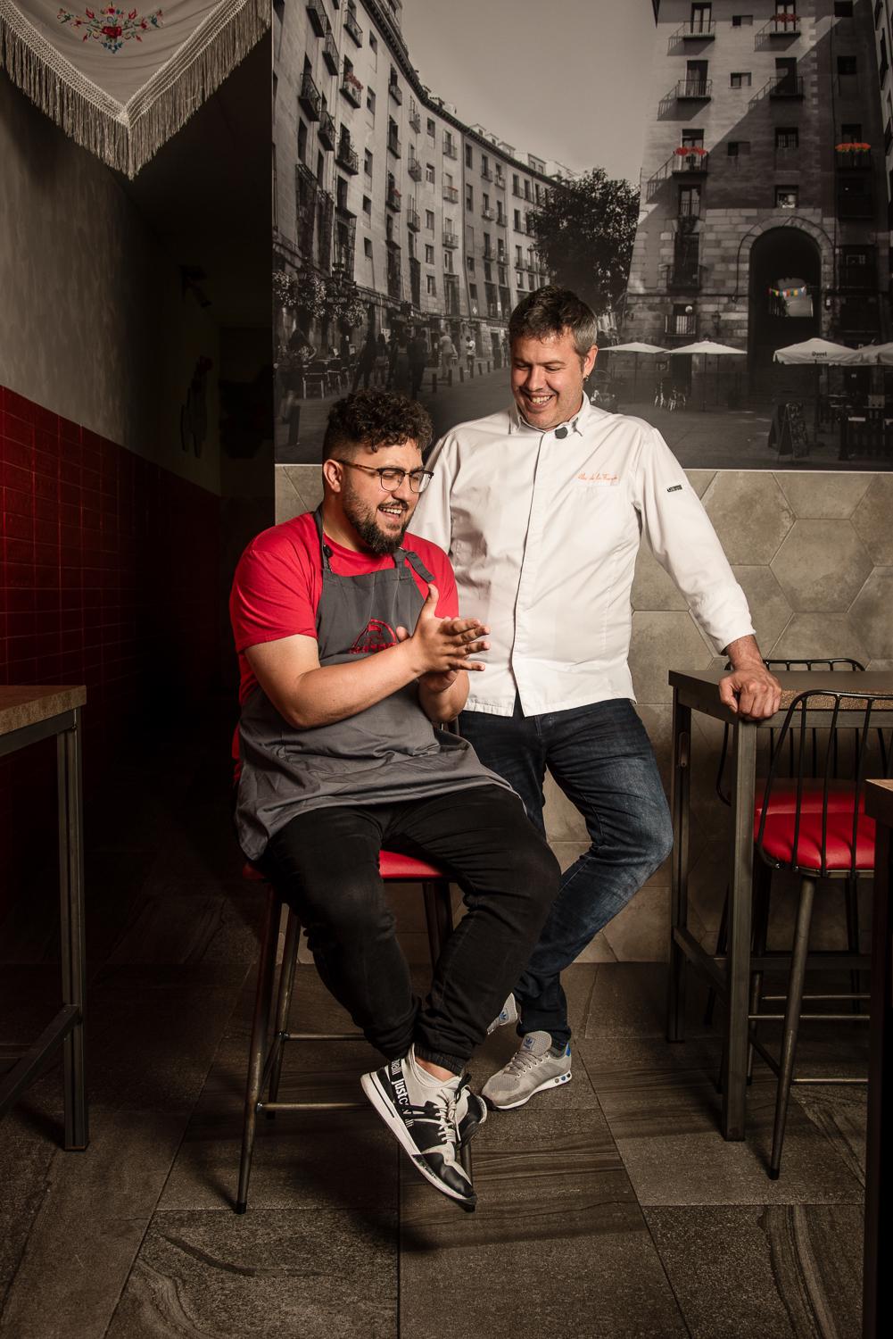 Chefs Álex de la Fuente y Pablo Morales en cocina durante el evento #a4palmas