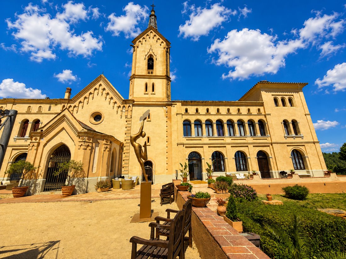 Lloret de Mar, Hotel-Monasterio Sant Pere del Bosc